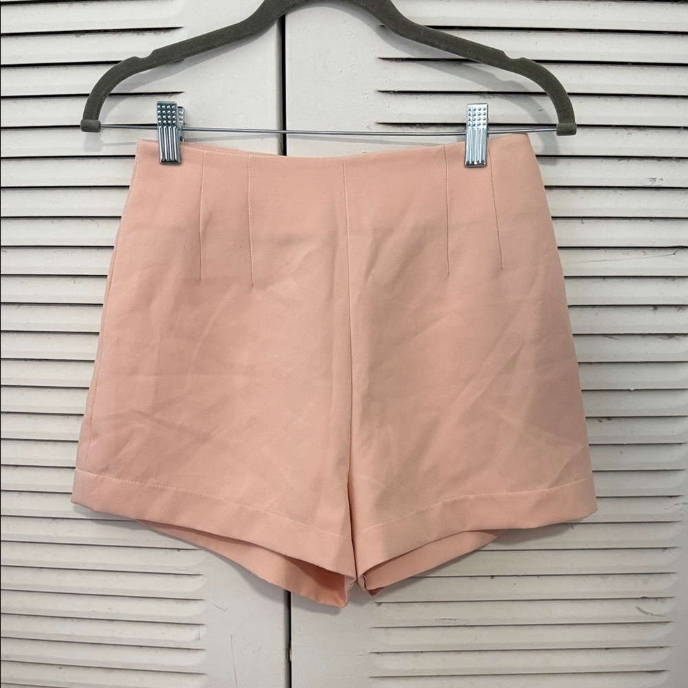 Elegant Peach Women's Shorts #037